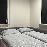 Goodvibe House 比隆