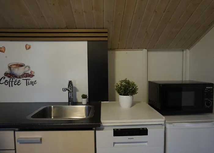 Goodvibe House